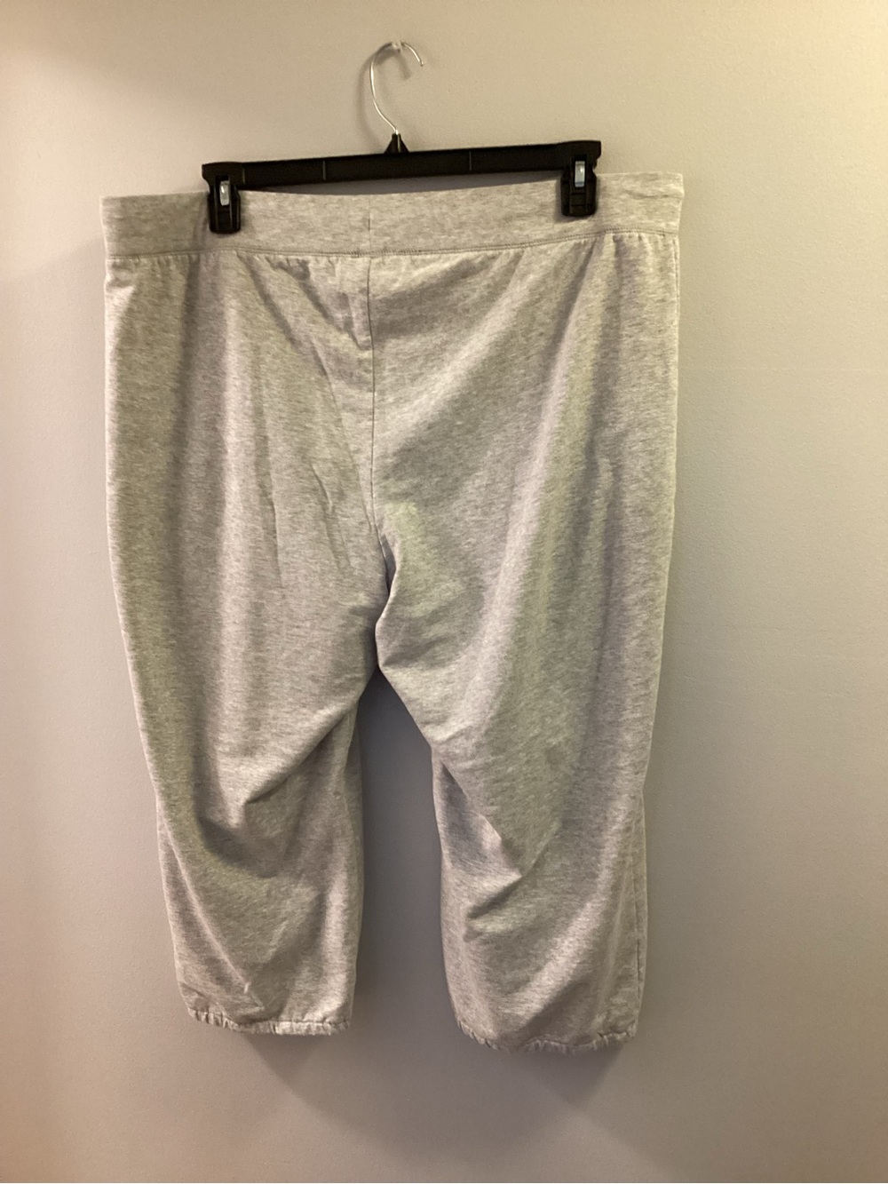 Lane Bryant 18/20 Gray Floral Capri Lounge Pants Drawstring Plus Size - Picture 11 of 13